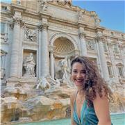 Bilingüe española con 4 años de residencia y estudios universitarios en Estados Unidos